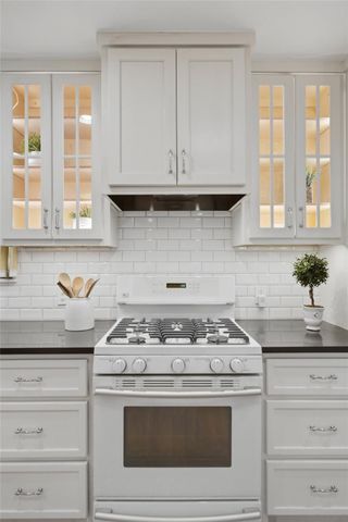 11901 North Oaks DR, Austin, TX 78753