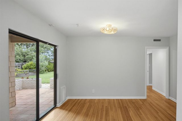 11901 North Oaks DR, Austin, TX 78753