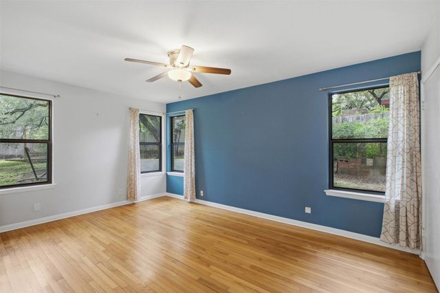 11901 North Oaks DR, Austin, TX 78753