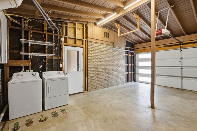 11901 North Oaks DR, Austin, TX 78753