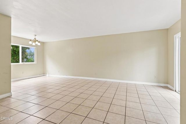 138 S Bryn Mawr Street 33, Ventura, CA 93003