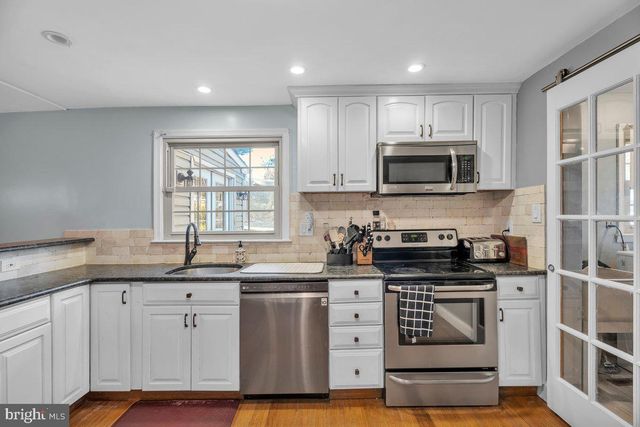 228 N MADISON AVE, Cherry Hill, NJ 08002