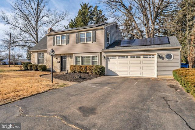 228 N MADISON AVE, Cherry Hill, NJ 08002