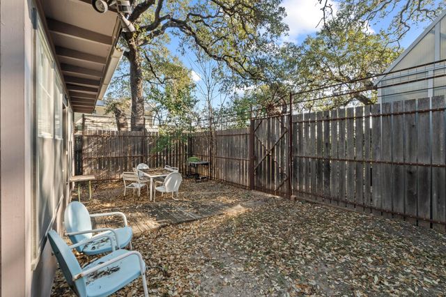 1805 Brackenridge ST, Austin, TX 78704