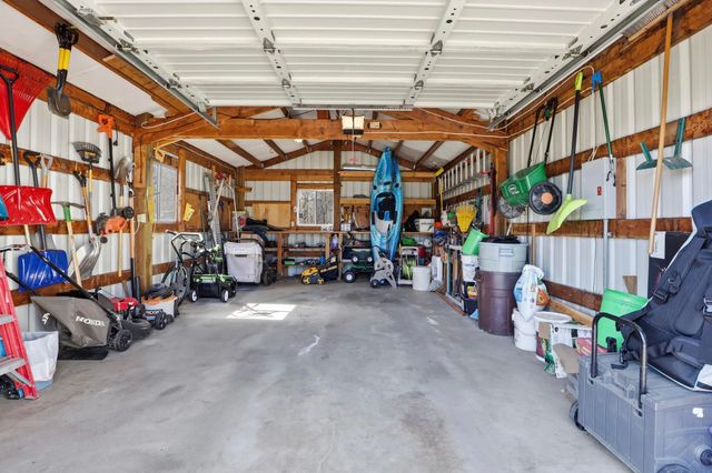 613 N Main St, Deer Park, WA 99006