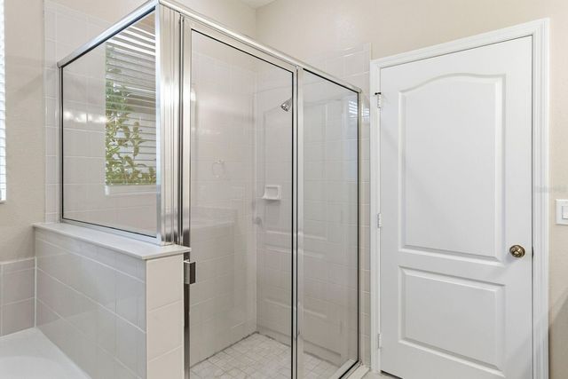 8216 GRAY KINGBIRD DR, Winter Garden, FL 34787