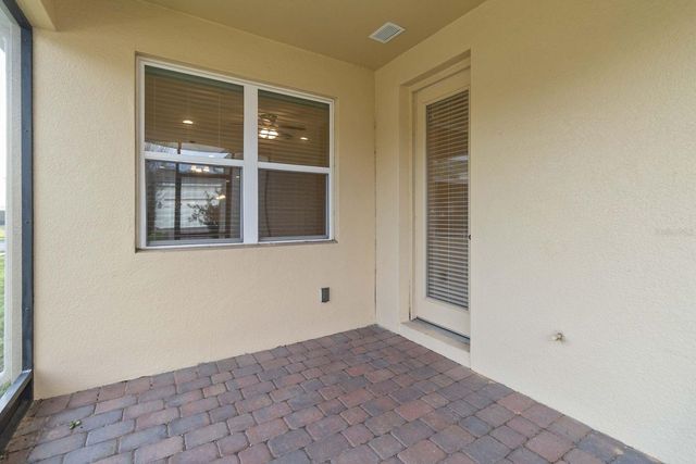 8216 GRAY KINGBIRD DR, Winter Garden, FL 34787