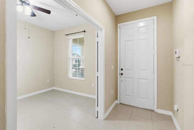 8216 GRAY KINGBIRD DR, Winter Garden, FL 34787