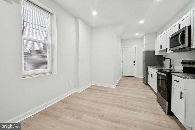 2330 BRYANT AVE, Baltimore, MD 21217