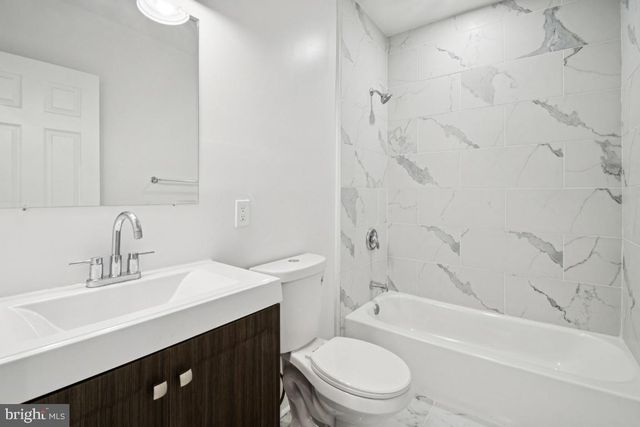 2330 BRYANT AVE, Baltimore, MD 21217