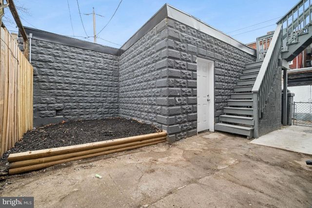 2330 BRYANT AVE, Baltimore, MD 21217