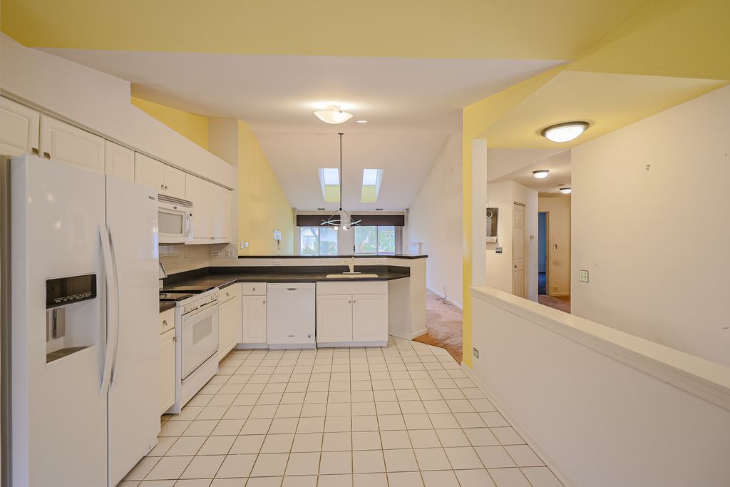 2745 Odlum Drive, Schaumburg, IL 60194 — photo 5