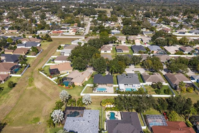 2712 ABBEY GROVE DRIVE, Valrico, FL 33594