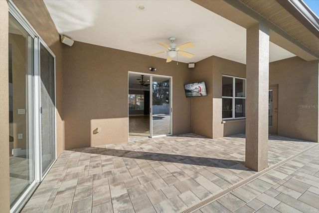 2712 ABBEY GROVE DRIVE, Valrico, FL 33594