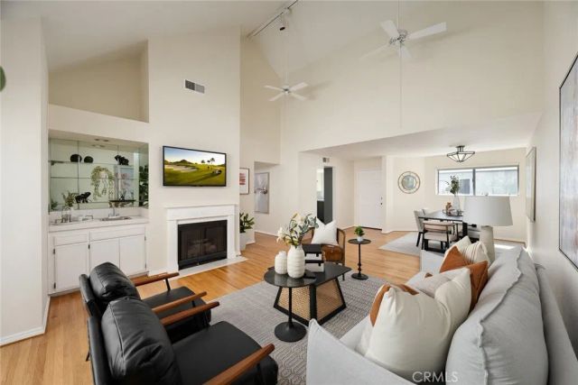 961 E California Boulevard 327, Pasadena, CA 91106