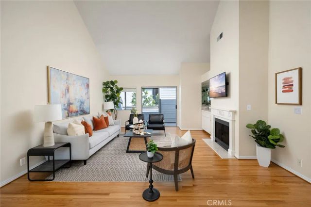 961 E California Boulevard 327, Pasadena, CA 91106