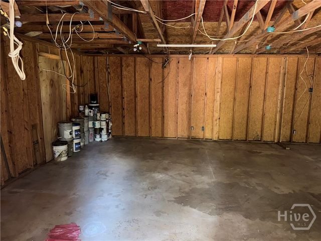 4 Brookview Drive, Savannah, GA 31406