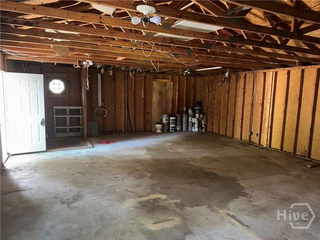 4 Brookview Drive, Savannah, GA 31406