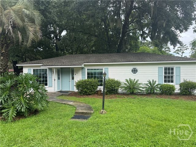 4 Brookview Drive, Savannah, GA 31406
