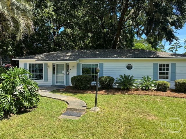 4 Brookview Drive, Savannah, GA 31406
