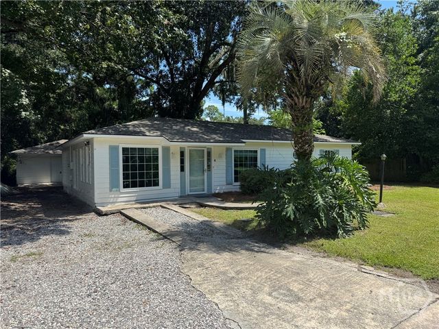 4 Brookview Drive, Savannah, GA 31406