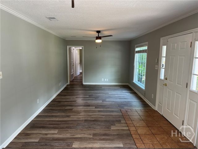 4 Brookview Drive, Savannah, GA 31406