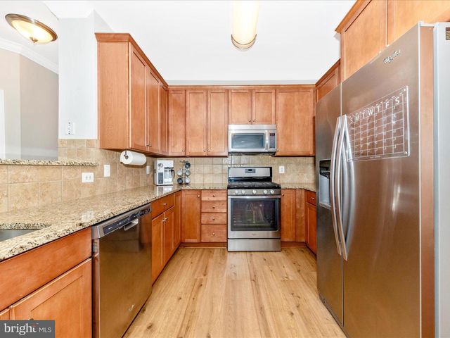 11800 OLD GEORGETOWN #1207, Rockville, MD 20852
