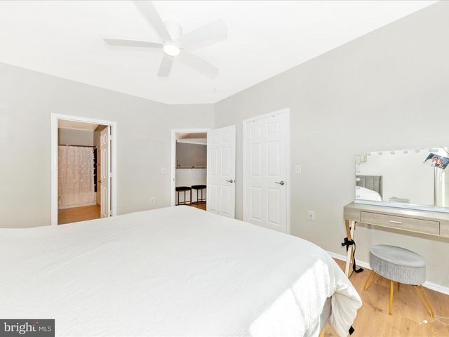 11800 OLD GEORGETOWN #1207, Rockville, MD 20852