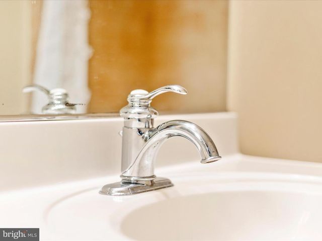 11800 OLD GEORGETOWN #1207, Rockville, MD 20852