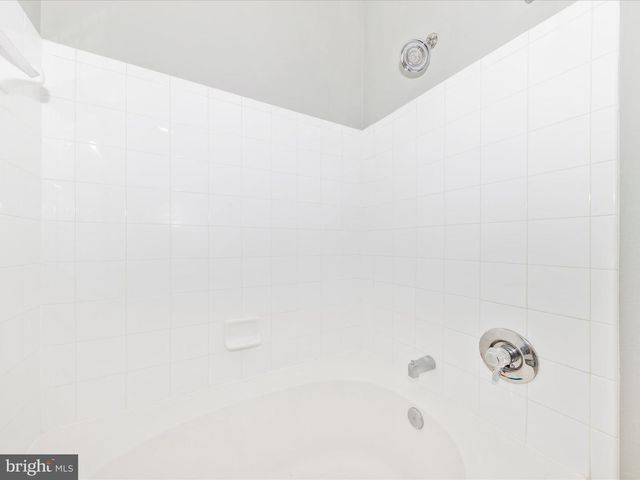 11800 OLD GEORGETOWN #1207, Rockville, MD 20852