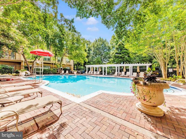 11800 OLD GEORGETOWN #1207, Rockville, MD 20852