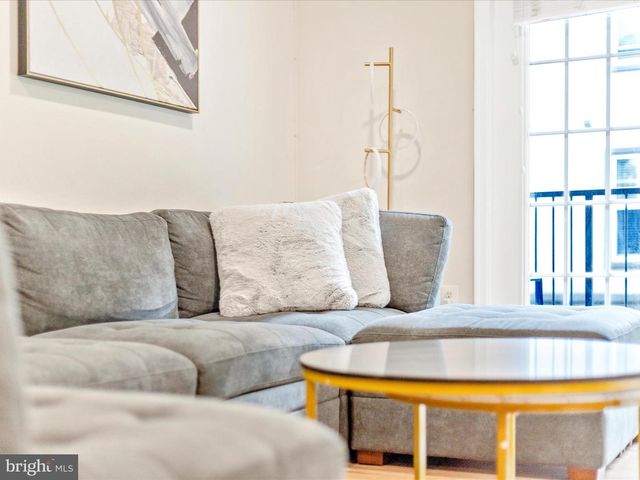 11800 OLD GEORGETOWN #1207, Rockville, MD 20852