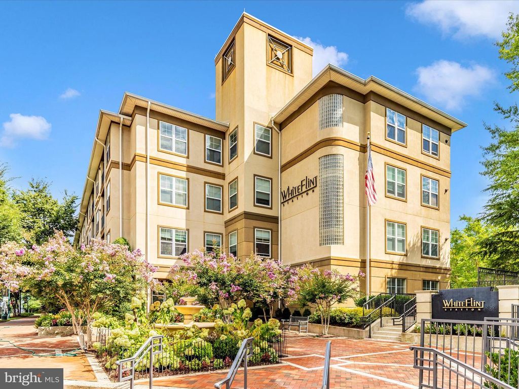 11800 OLD GEORGETOWN #1207, Rockville, MD 20852