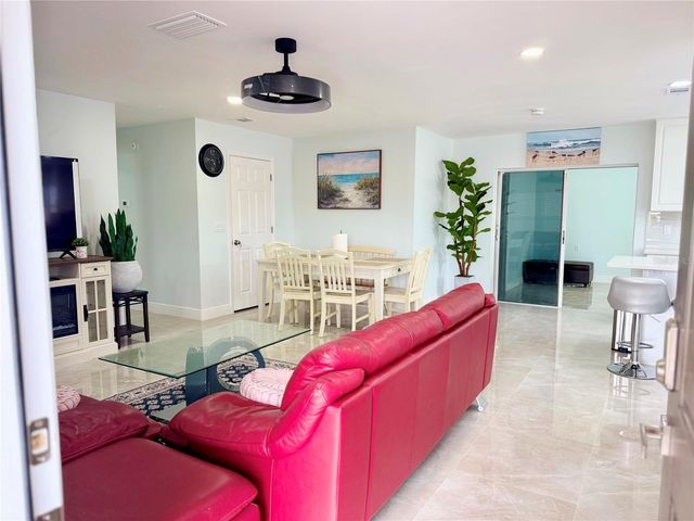 2702 38TH STREET W, Bradenton, FL 34205