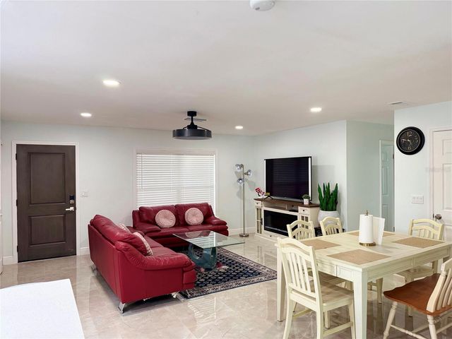 2702 38TH STREET W, Bradenton, FL 34205