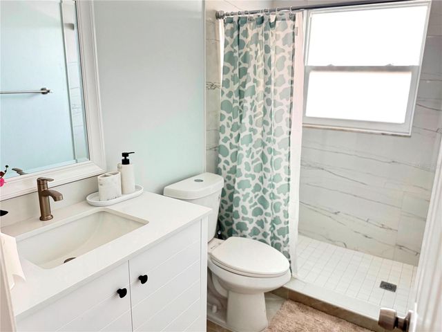 2702 38TH STREET W, Bradenton, FL 34205