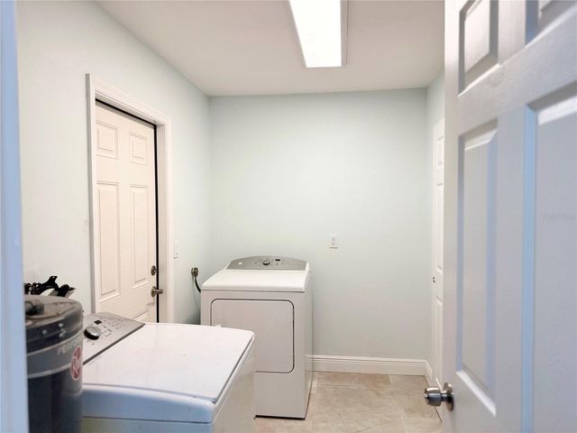 2702 38TH STREET W, Bradenton, FL 34205