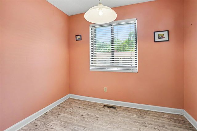 3750 Cedaridge Road, Kalamazoo, MI 49008