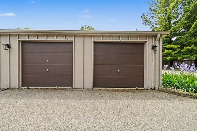 3750 Cedaridge Road, Kalamazoo, MI 49008