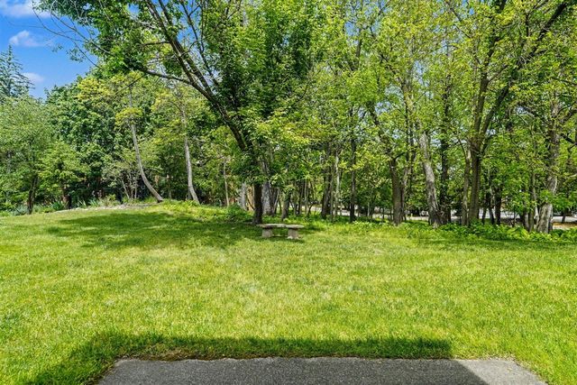 3750 Cedaridge Road, Kalamazoo, MI 49008