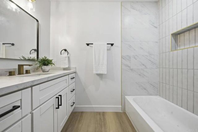 18023 Avenida Alozdra, Rancho Bernardo (san Diego), CA 92128