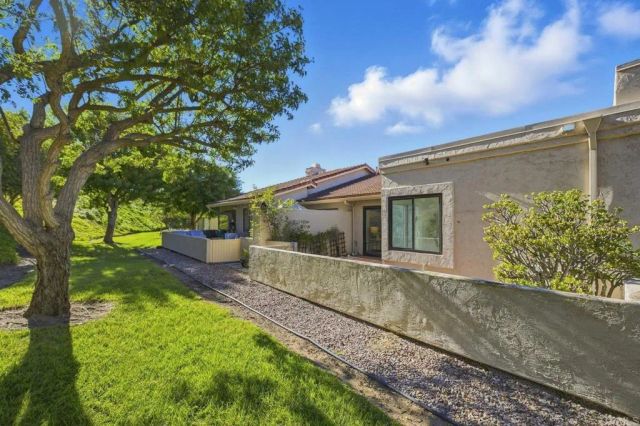 18023 Avenida Alozdra, Rancho Bernardo (san Diego), CA 92128