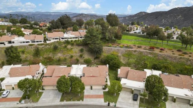 18023 Avenida Alozdra, Rancho Bernardo (san Diego), CA 92128