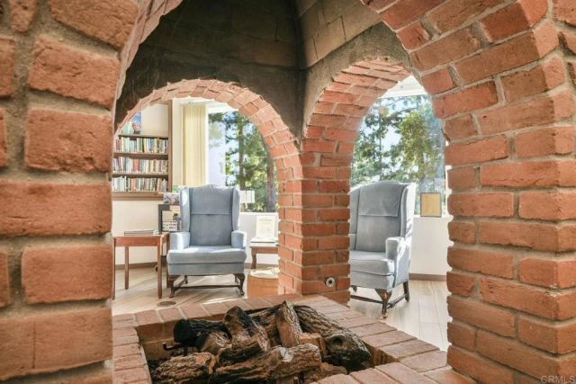 18023 Avenida Alozdra, Rancho Bernardo (san Diego), CA 92128