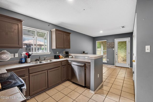 13407 Libby Lane, Gulfport, MS 39503