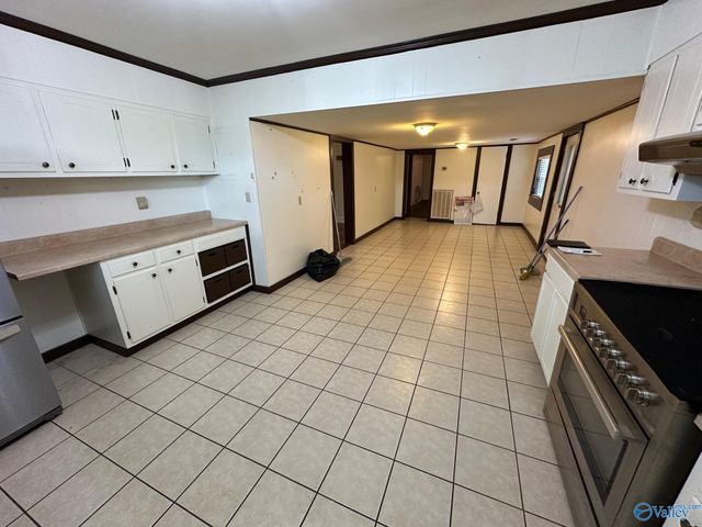 1604 Gum Pond Road, Eva, AL 35621