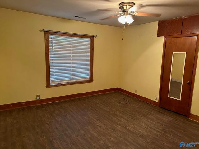 1604 Gum Pond Road, Eva, AL 35621