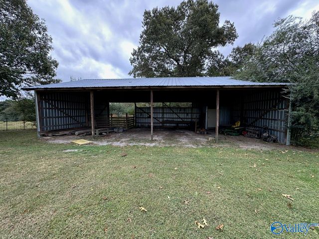 1604 Gum Pond Road, Eva, AL 35621