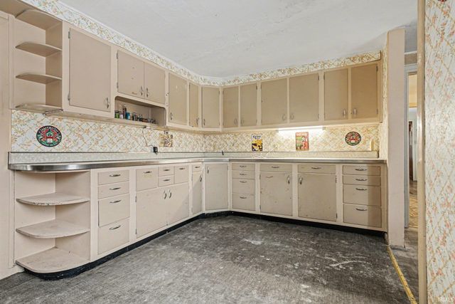 58820 County Road 111 Road, Elkhart, IN 46517