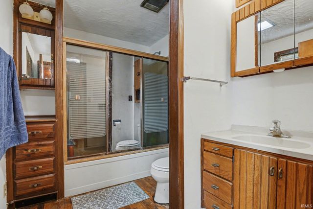 58820 County Road 111 Road, Elkhart, IN 46517